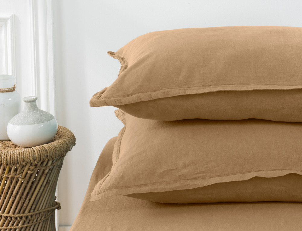 /fr/la-chambre/linge-de-lit/taie-d-oreiller/taie-d-oreiller-un-autre-lin/