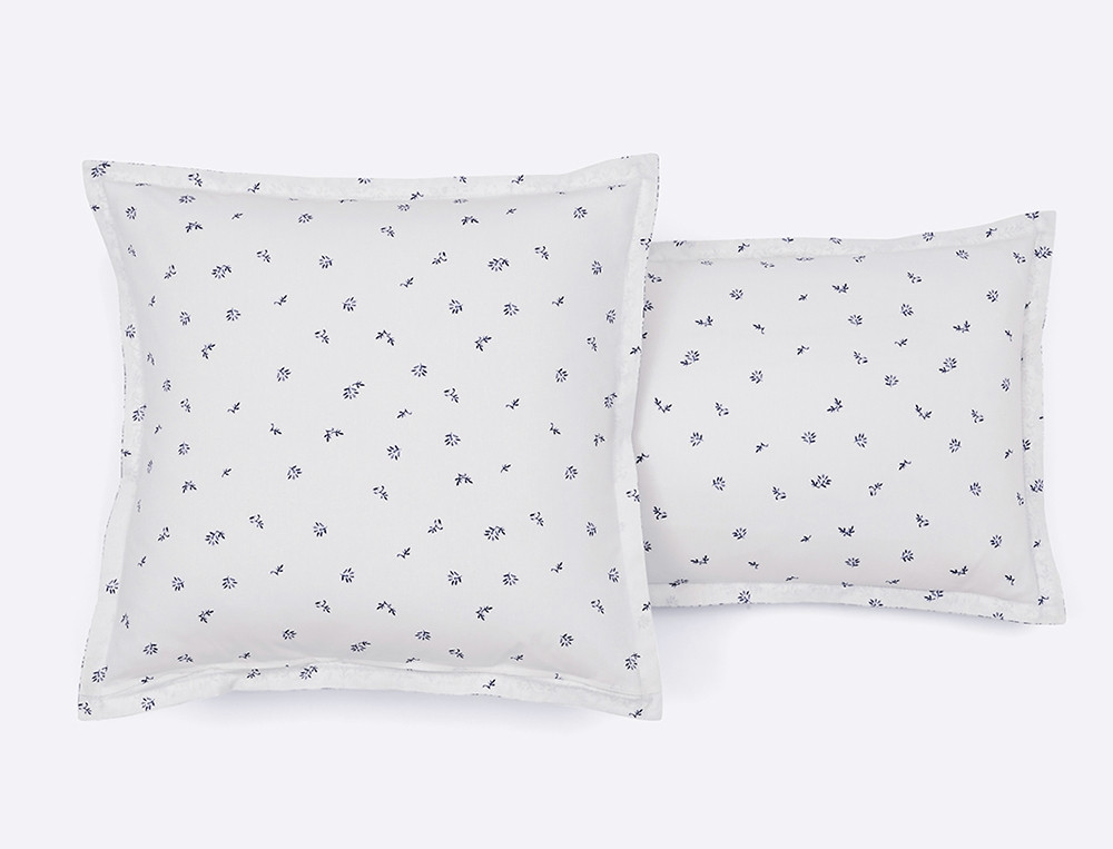 /fr/la-chambre/linge-de-lit/taie-d-oreiller/taie-d-oreiller-un-brin-de-poesie/
