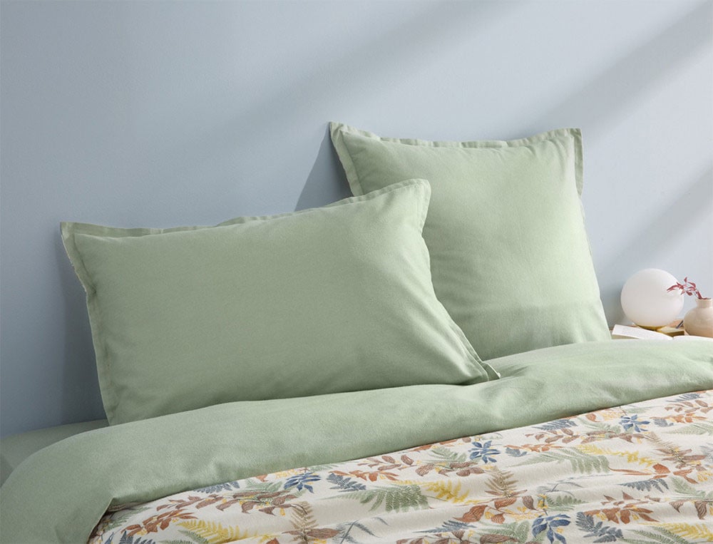 /fr/la-chambre/linge-de-lit/taie-d-oreiller/taie-d-oreiller-valse-d-automne/