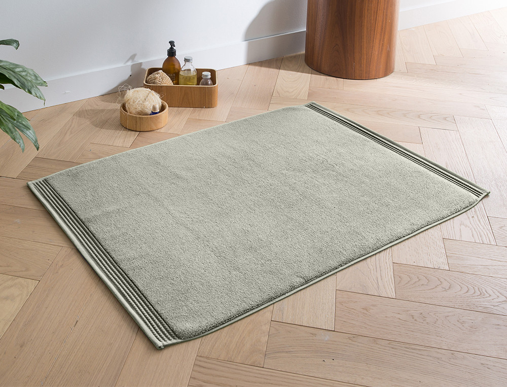 Tapis de bain moelleux et absorbant 100% coton 1100g/m2 Riviera