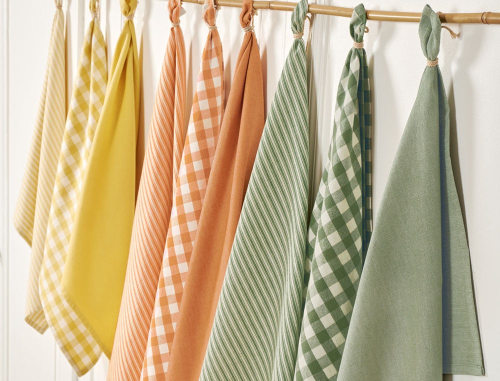 /fr/la-table/linge-de-cuisine/torchon/torchons-tisse-teint-veloute-gourmand/