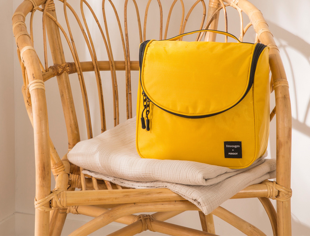 /fr/la-chambre/rangement-dressing/trousse-suspension-perigot/