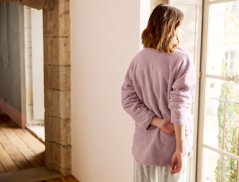 /fr/les-vetements-d-interieur/femme/cache-coeur-veste/veste-femme-dans-la-lande/